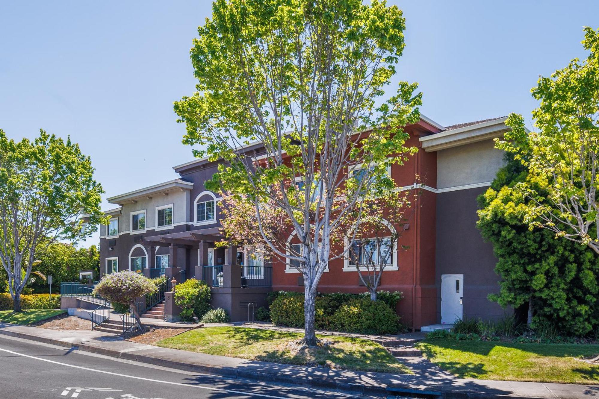 Holiday Inn Express & Suites Mountain View Silicon Valley By Ihg Ngoại thất bức ảnh